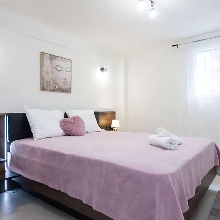 Apartment Cozy 1 Bd Casalove Apt In Lively Kipseli