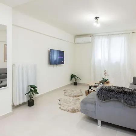 Cozy 1 Bd Casalove Apt In Lively Kipseli Athens